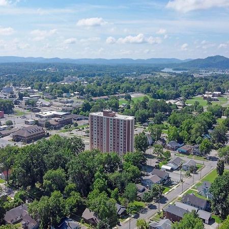 Stylish 1 Bedroom Apartment In Gadsden, Al Eksteriør billede