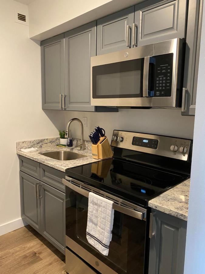 Stylish 1 Bedroom Apartment In Gadsden, Al Eksteriør billede
