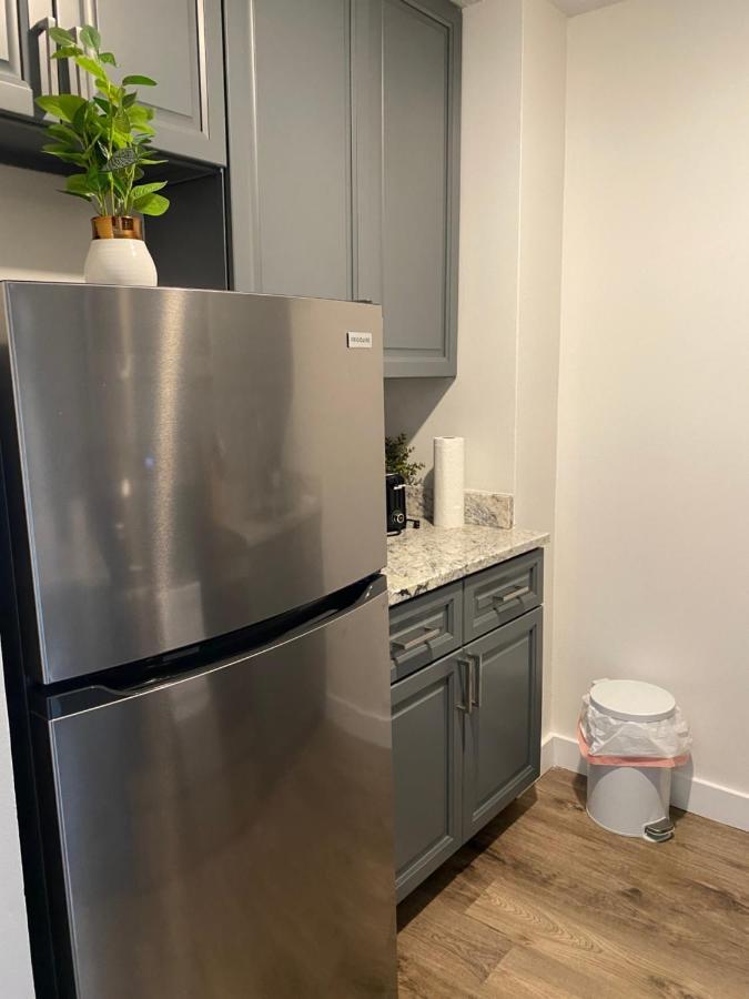 Stylish 1 Bedroom Apartment In Gadsden, Al Eksteriør billede
